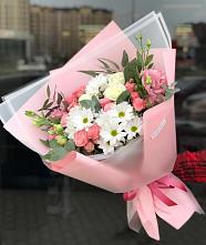 Букет цветов из:  Розы, Лизиантусы и Хризантемы в Новобирюсинском