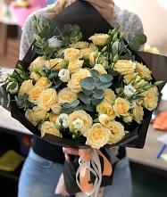 Букет цветов из:  Розы и Лизиантусы #REPLACE_PRED# Новобирюсинском